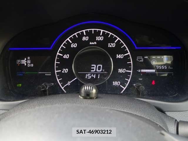 Nissan NOTE 2016-12 327677-14
