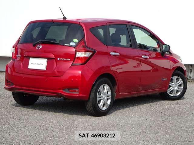 Nissan NOTE 2016-12 327677-1