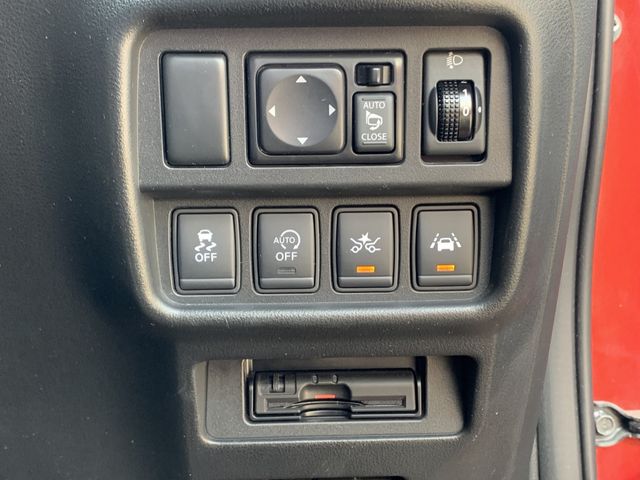 Nissan JUKE 2017-01 22769-15