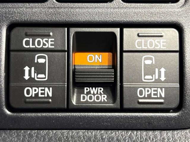 Toyota VOXY 2019-09 182384-6