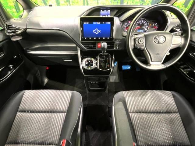 Toyota VOXY 2019-09 182384-1