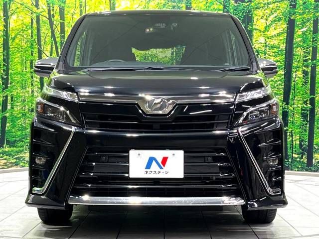 Toyota VOXY 2019-09 182384-15