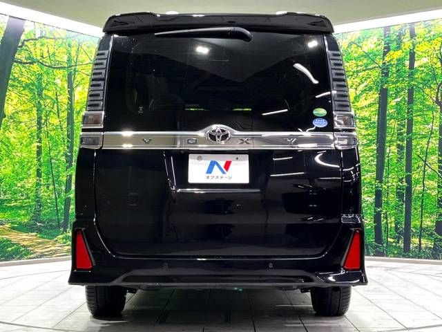 Toyota VOXY 2019-09 182384-14