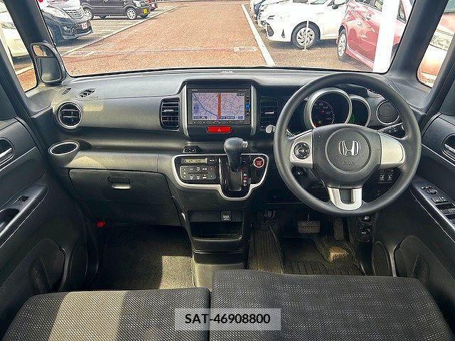 Honda N BOX 2015-11 306649-1