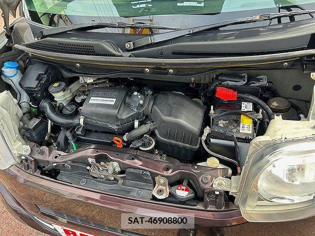 Honda N BOX 2015-11 306649-27