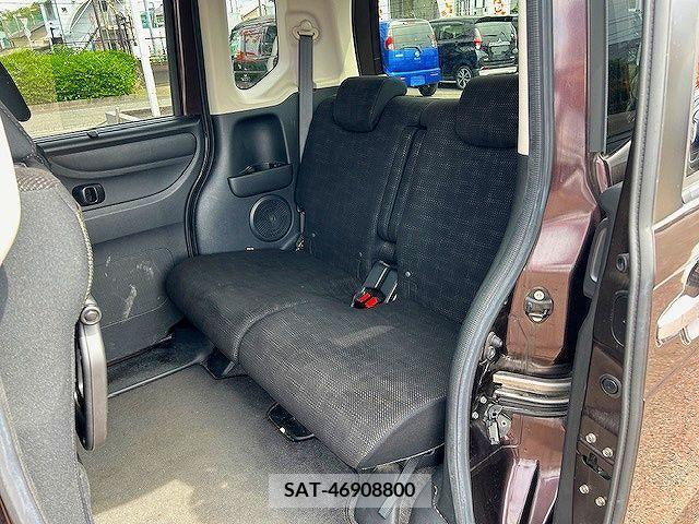 Honda N BOX 2015-11 306649-12