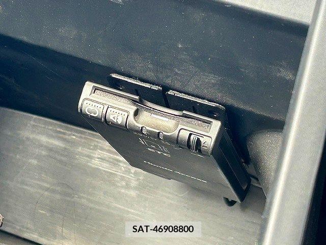 Honda N BOX 2015-11 306649-17