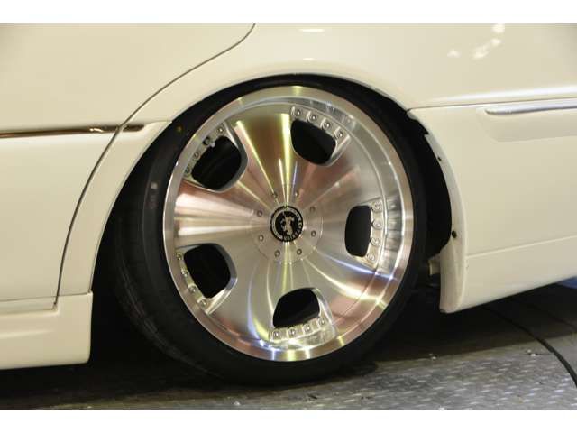 Toyota CROWN MAJESTA 2003-07 8144-6