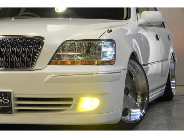 Toyota CROWN MAJESTA 2003-07 8144-18