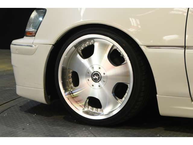 Toyota CROWN MAJESTA 2003-07 8144-5