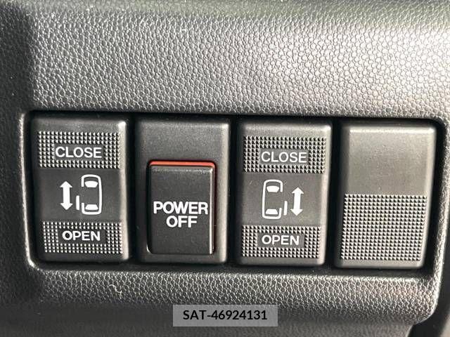 Mazda PREMACY 2011-07 247399-4