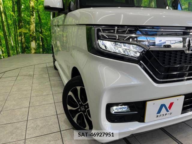 Honda N BOX CUSTOM 2018-05 306991-12