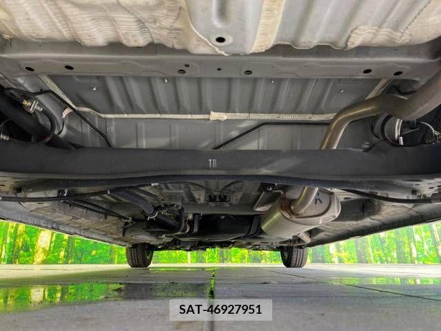 Honda N BOX CUSTOM 2018-05 306991-19