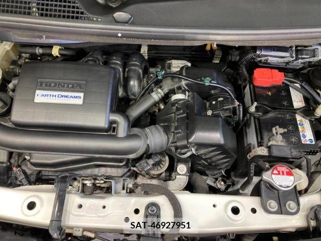 Honda N BOX CUSTOM 2018-05 306991-18