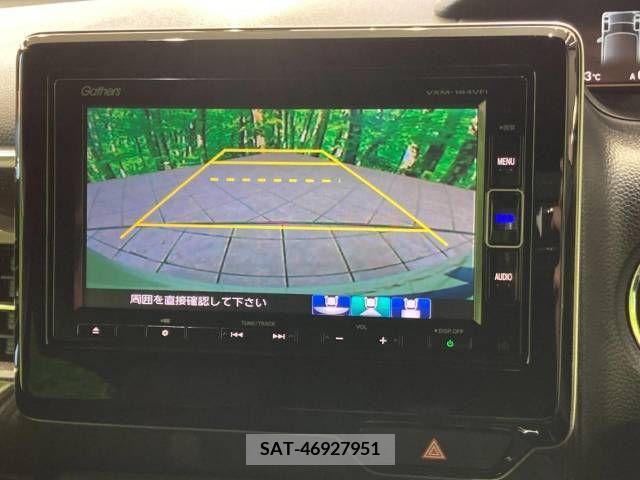 Honda N BOX CUSTOM 2018-05 306991-4