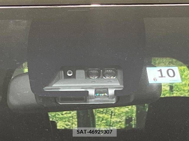 Toyota ESQUIRE 2019-10 268534-4