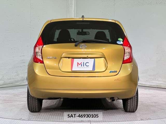 Nissan NOTE 2012-12 302287-9