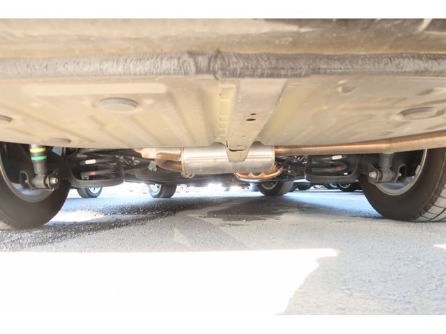 Toyota VOXY 2016-07 189653-19