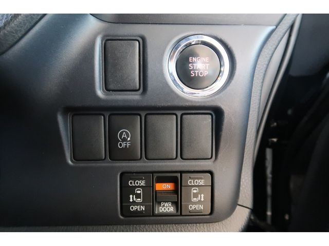 Toyota VOXY 2016-07 189653-13
