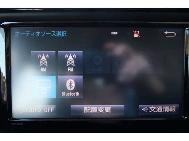Toyota VOXY 2016-07 189653-8