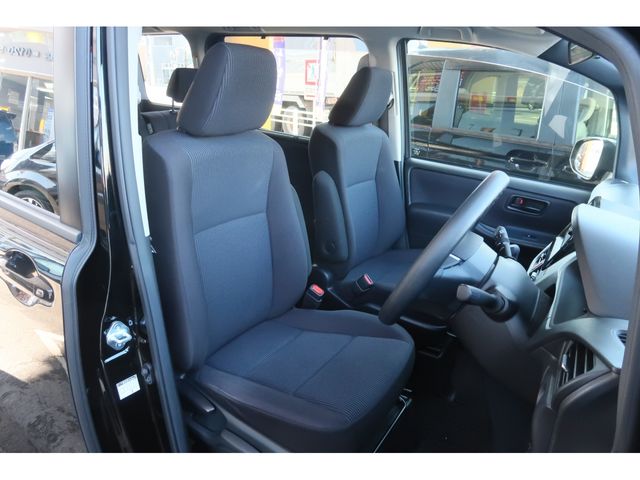 Toyota VOXY 2016-07 189653-20