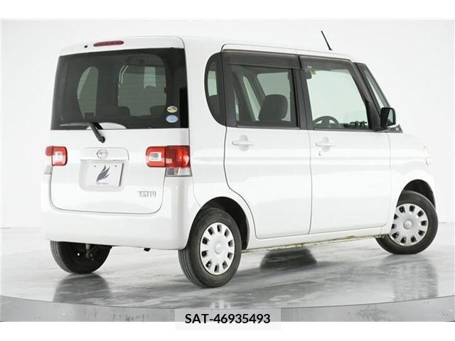 Daihatsu TANTO 2009-04 214703-1