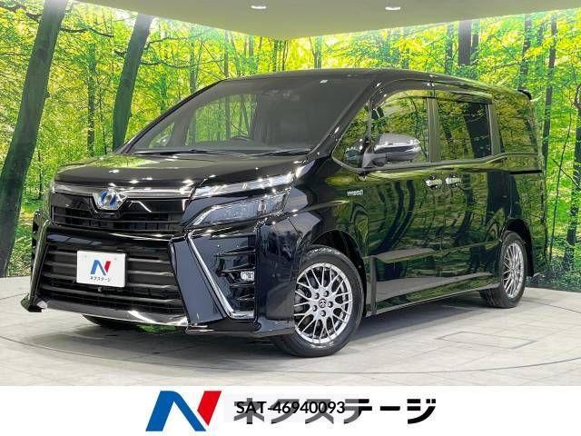 Toyota VOXY HYBRID 2018-04 384649-0