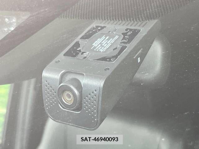 Toyota VOXY HYBRID 2018-04 384649-7