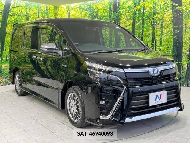 Toyota VOXY HYBRID 2018-04 384649-17