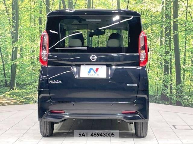 Nissan ROOX 2022-03 354606-15