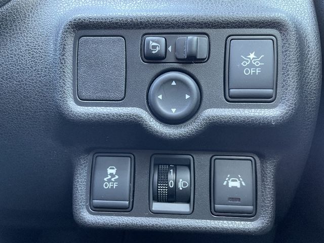 Nissan NOTE 2018-07 9244-12