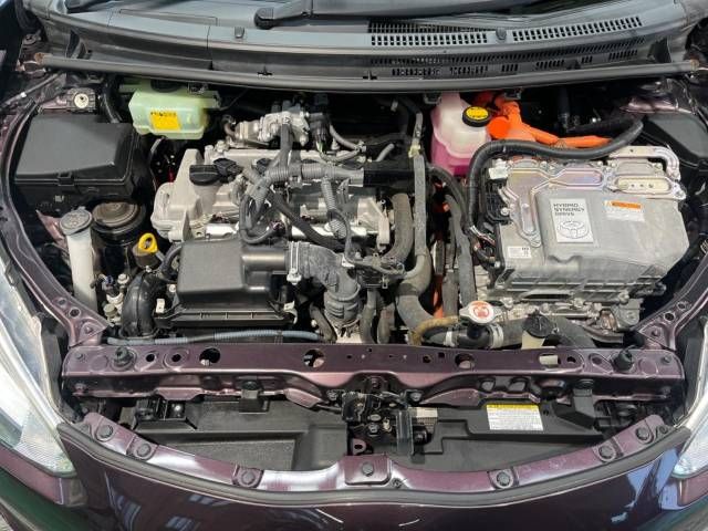 Toyota AQUA 2016-12 193616-19