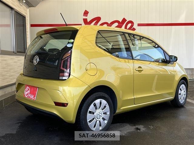 VolksWagen UP! 2017-12 214926-1