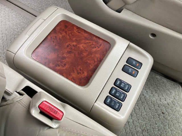 Toyota ALPHARD 2003-01 189309-8