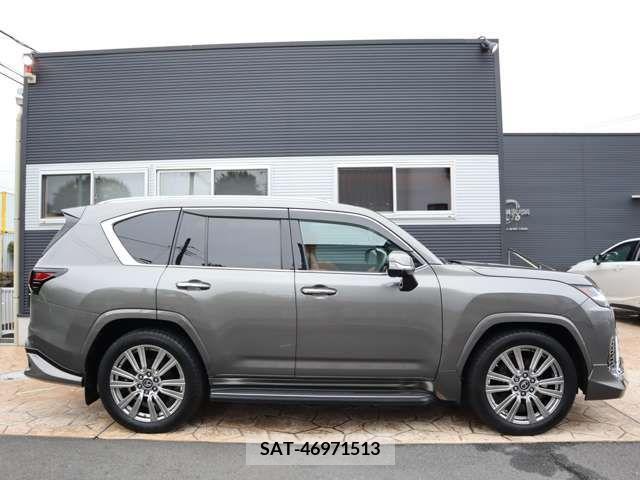 Lexus LX 2022-06 354065-3