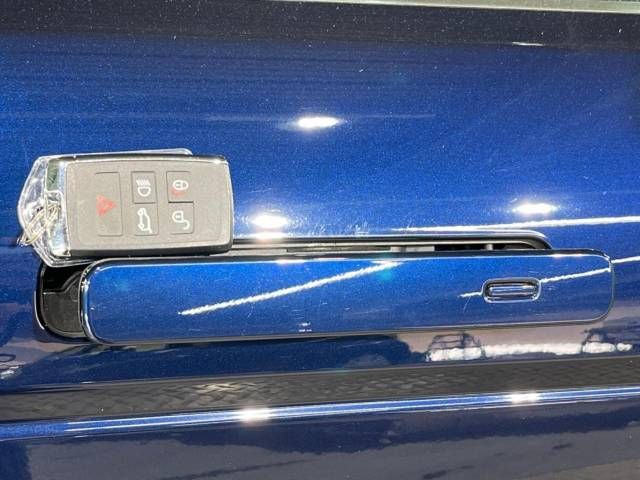 ROVER RANGE ROVER 2021-04 23481-13