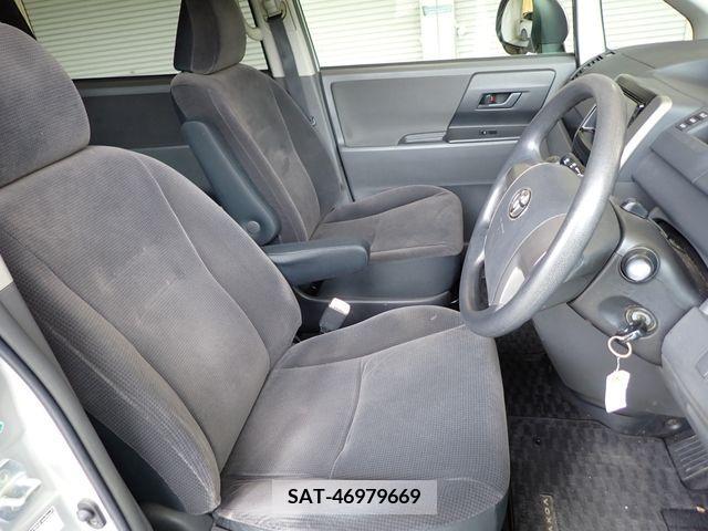 Toyota VOXY 2008-11 289256-14