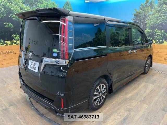 Toyota ESQUIRE 2018-04 211190-16