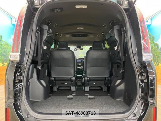 Toyota ESQUIRE 2018-04 211190-9