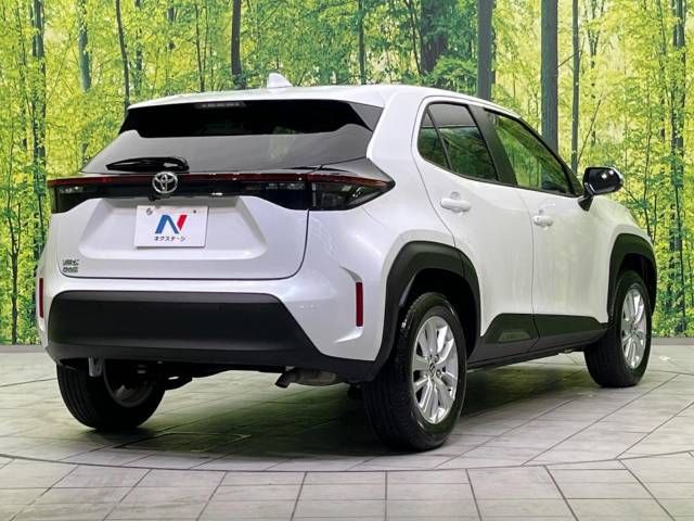 Toyota YARIS CROSS 2023-06 188342-17