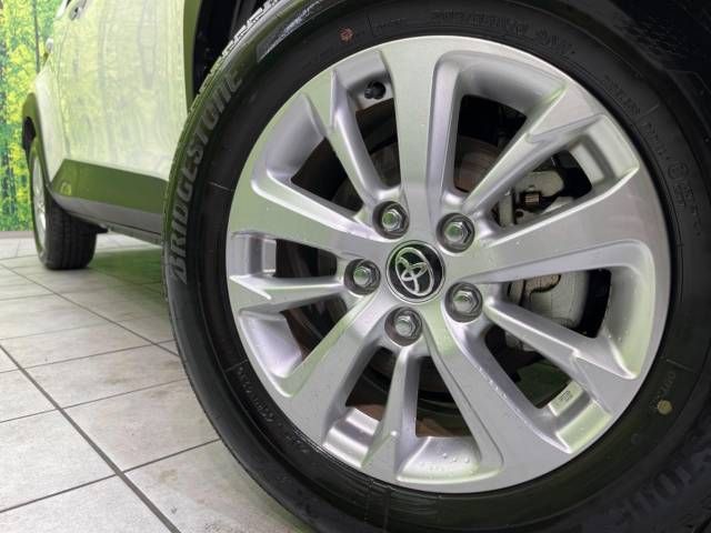 Toyota YARIS CROSS 2023-06 188342-13