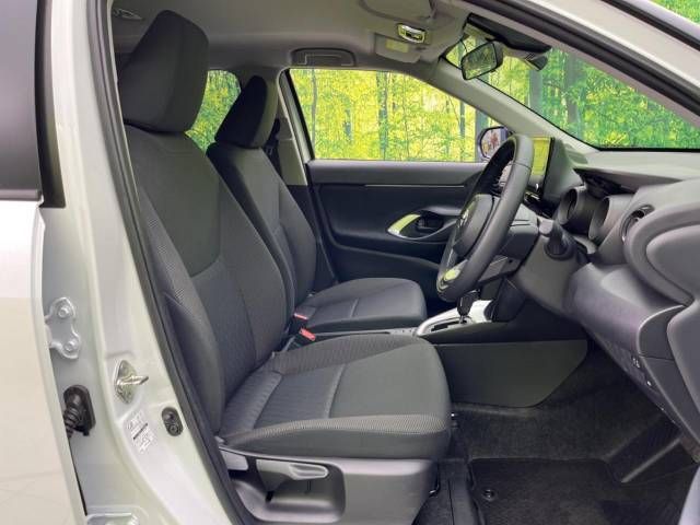 Toyota YARIS CROSS 2023-06 188342-8