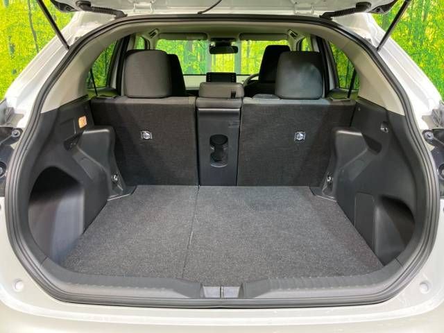 Toyota YARIS CROSS 2023-06 188342-11