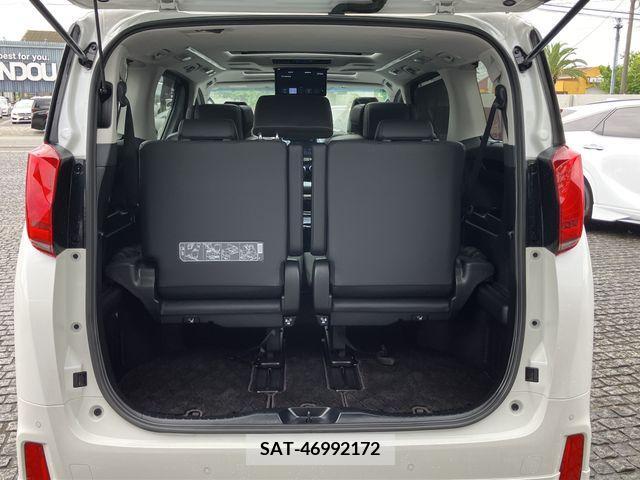 Toyota ALPHARD 2021-05 348781-28