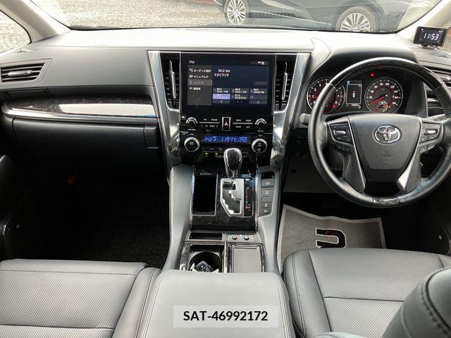 Toyota ALPHARD 2021-05 348781-9