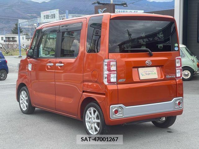 Daihatsu WAKE 2014-11 231855-6