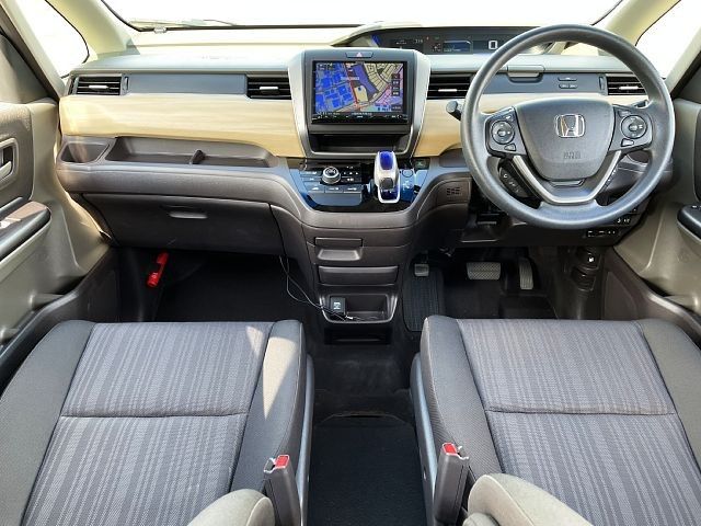 Honda FREED HYBRID 2018-03 24643-1