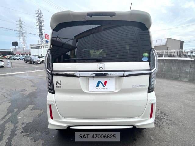 Honda N BOX CUSTOM 2018-01 306956-17