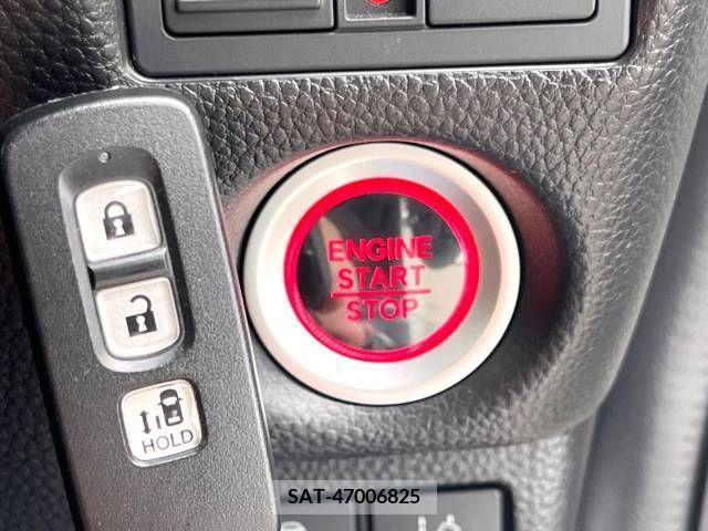 Honda N BOX CUSTOM 2018-01 306956-8