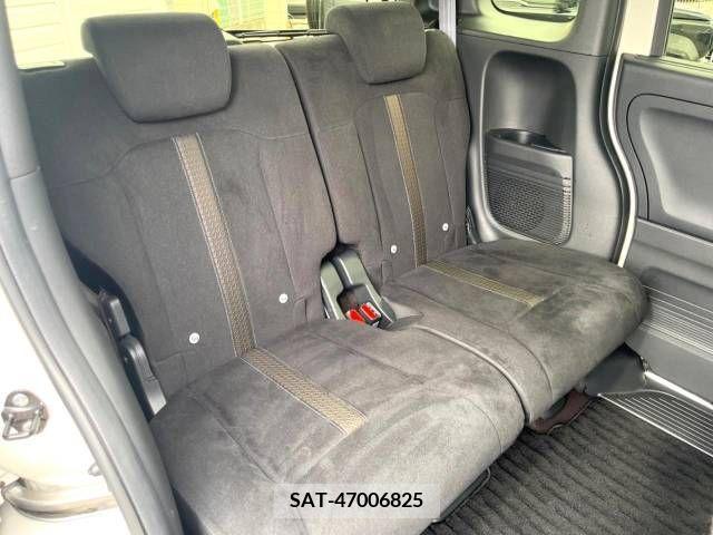 Honda N BOX CUSTOM 2018-01 306956-11